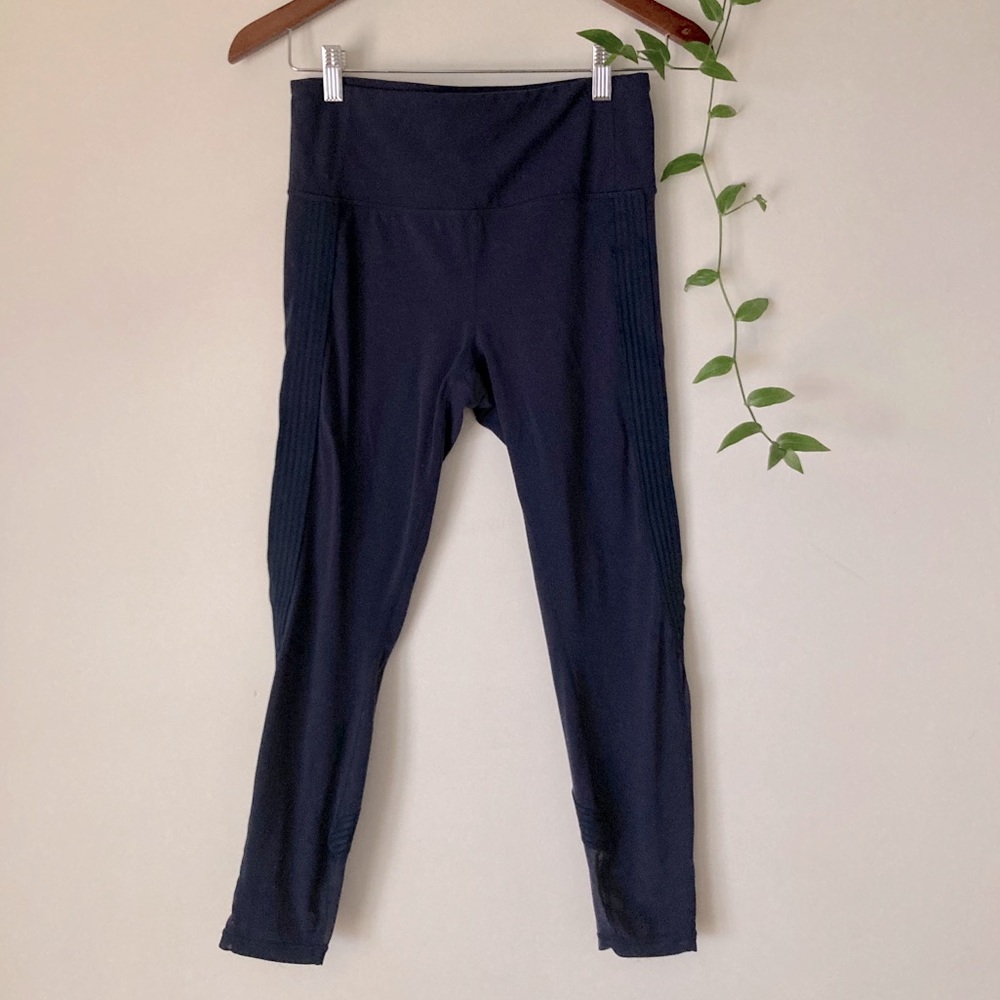 Athleta cropped legging with mesh insert